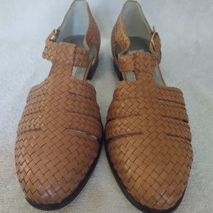 Ros Hommerson women's flat sandals slim size 11